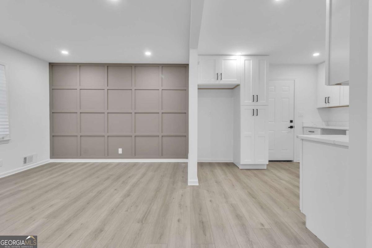 3296 Columbia Woods Drive Decatur - 37