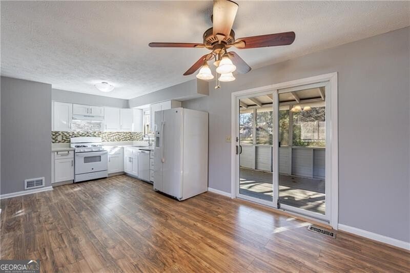 2490 Wood Meadows Drive Marietta - 8