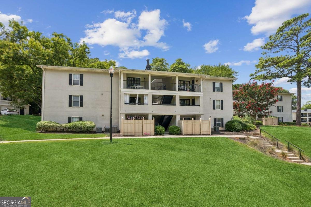 1150 Collier Road Atlanta - 17