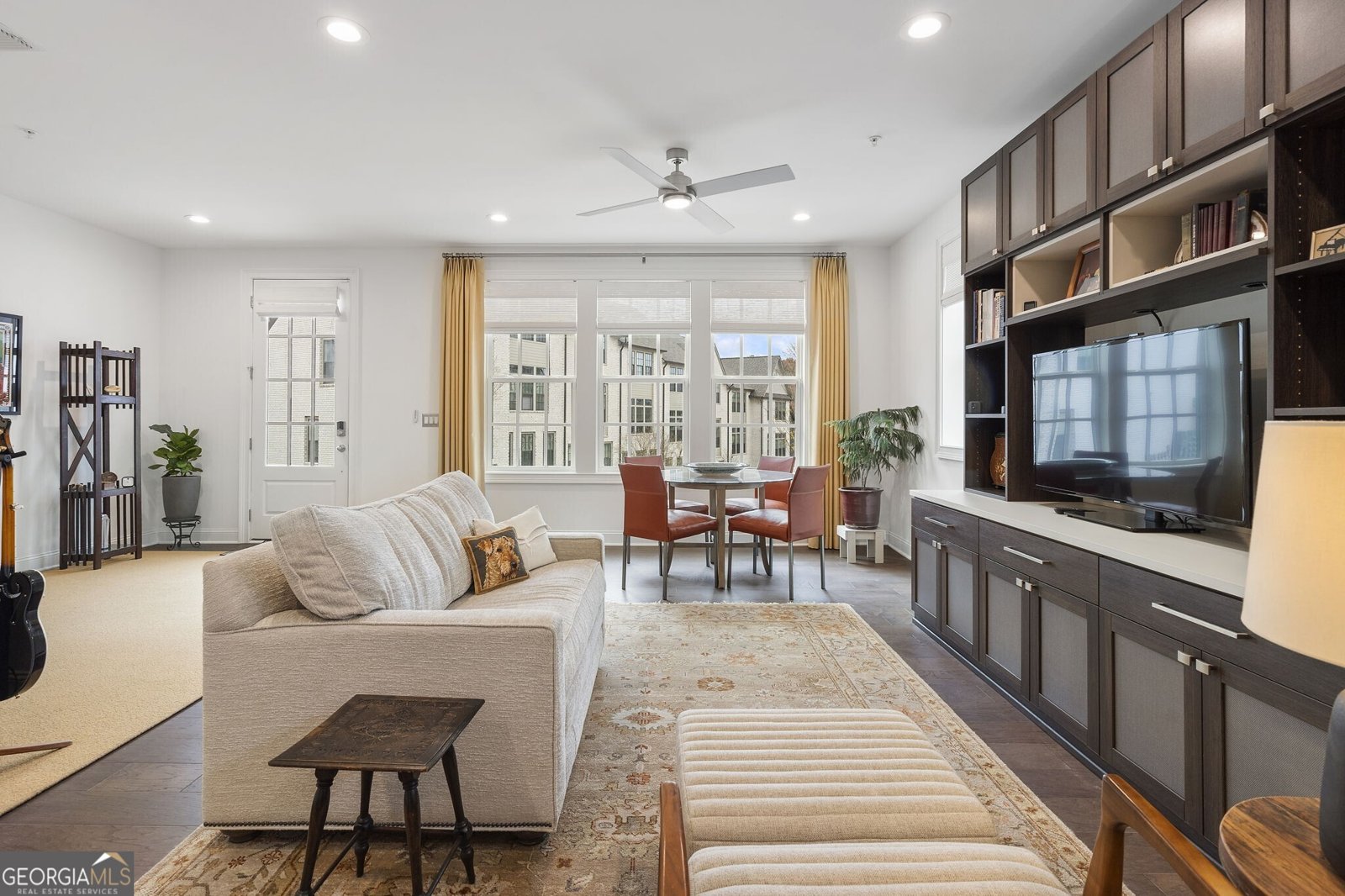 6802 Encore Boulevard Atlanta - 44