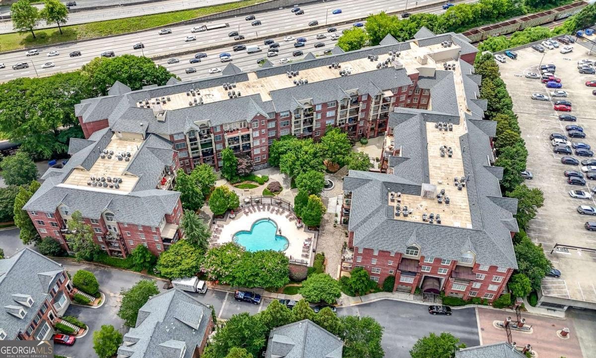 1735 PEACHTREE Street Atlanta - 39