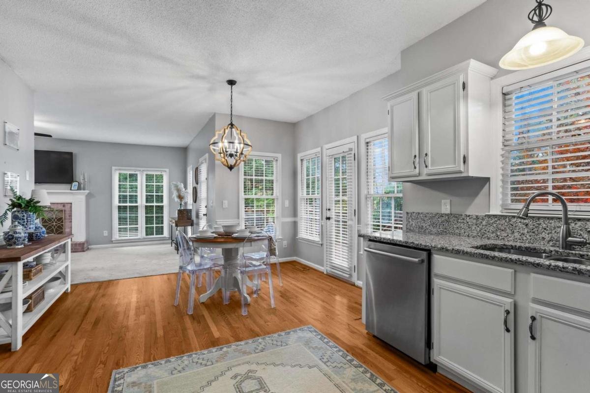 907 Feather Creek Lane Woodstock - 14