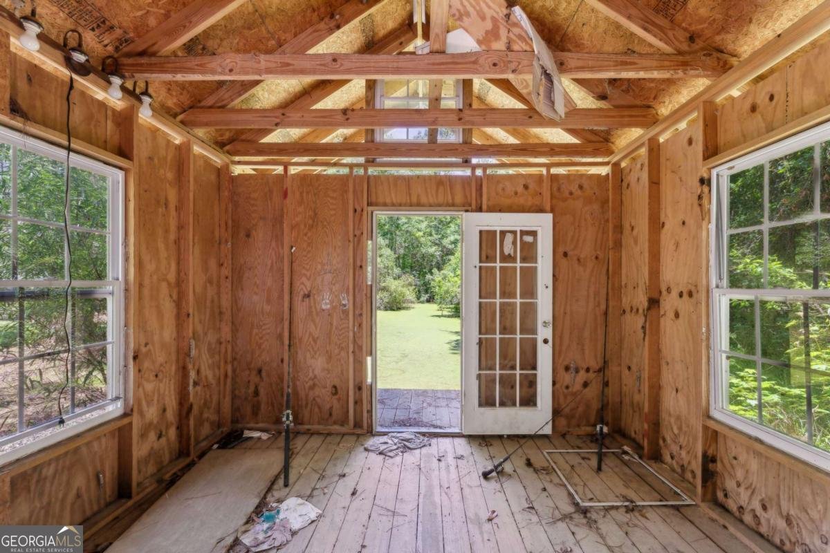 389 Magnolia Drive Waverly - 44