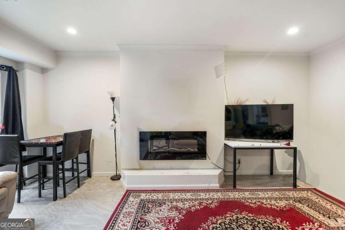 9 Gloster Park Court Lawrenceville - 44