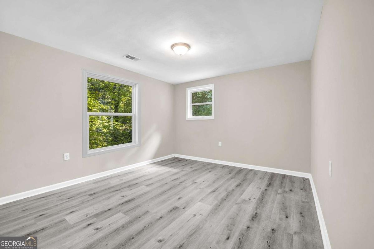 305 S 18th Street Griffin - 11