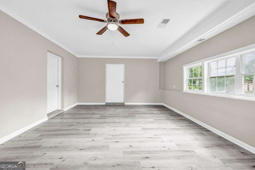 305 S 18th Street Griffin - 25