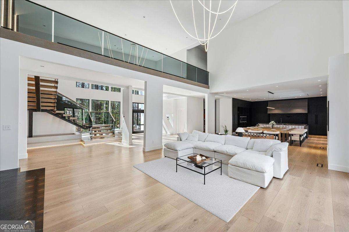 1335 Moores Mill Road Atlanta - 5