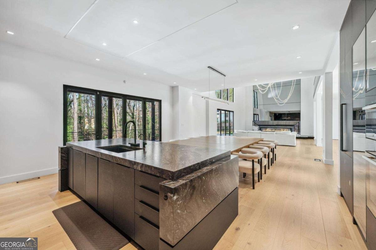 1335 Moores Mill Road Atlanta - 8