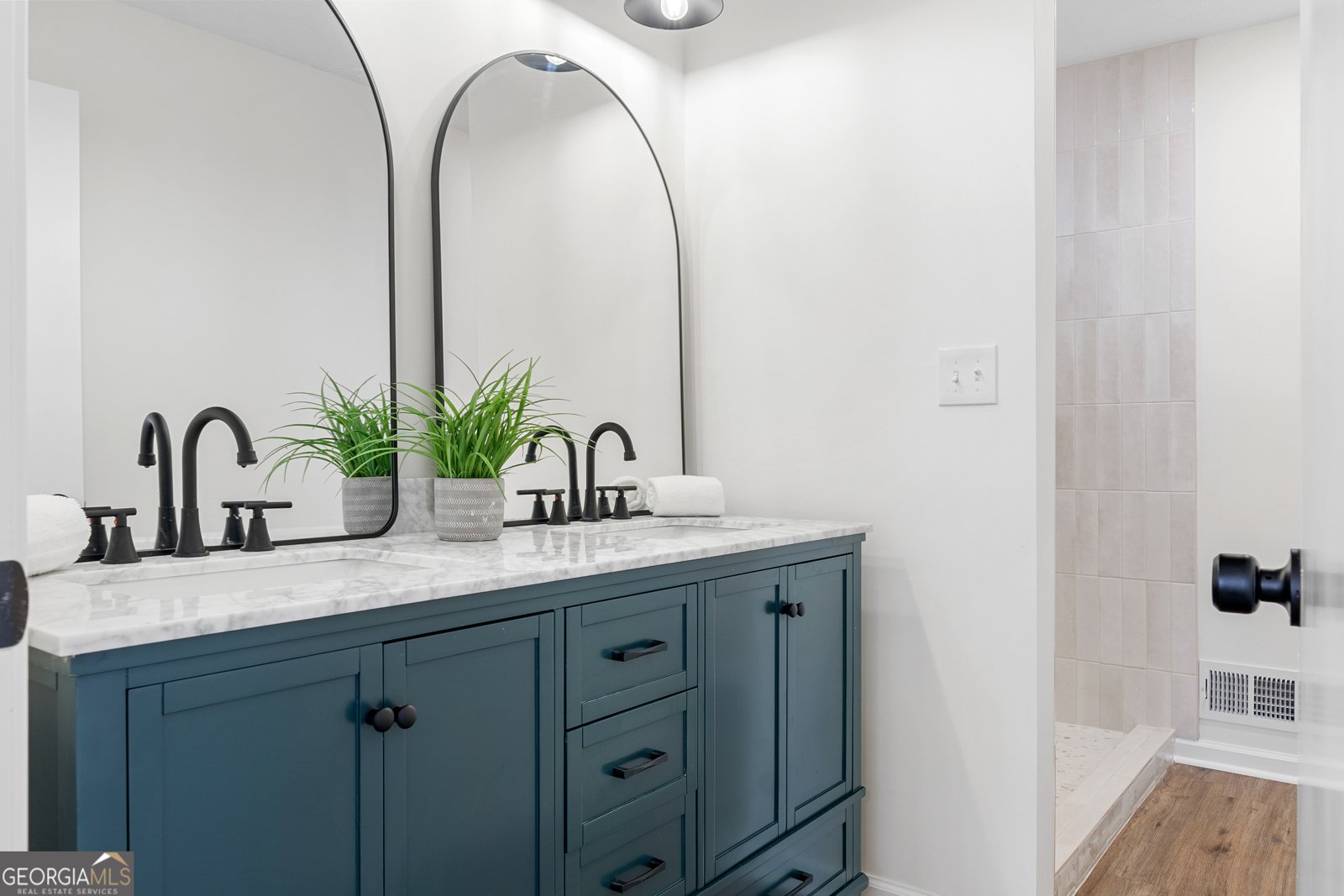 1031 LAKEWOOD Drive Marietta - 24