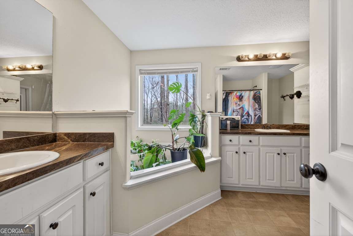 1553 SHOAL CREEK Drive Winder - 26