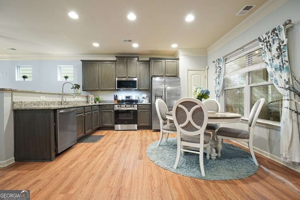 179 Village Trail Woodstock - 14