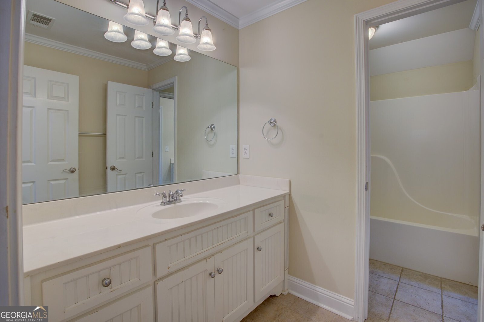 163 Broadleaf Drive Macon - 37