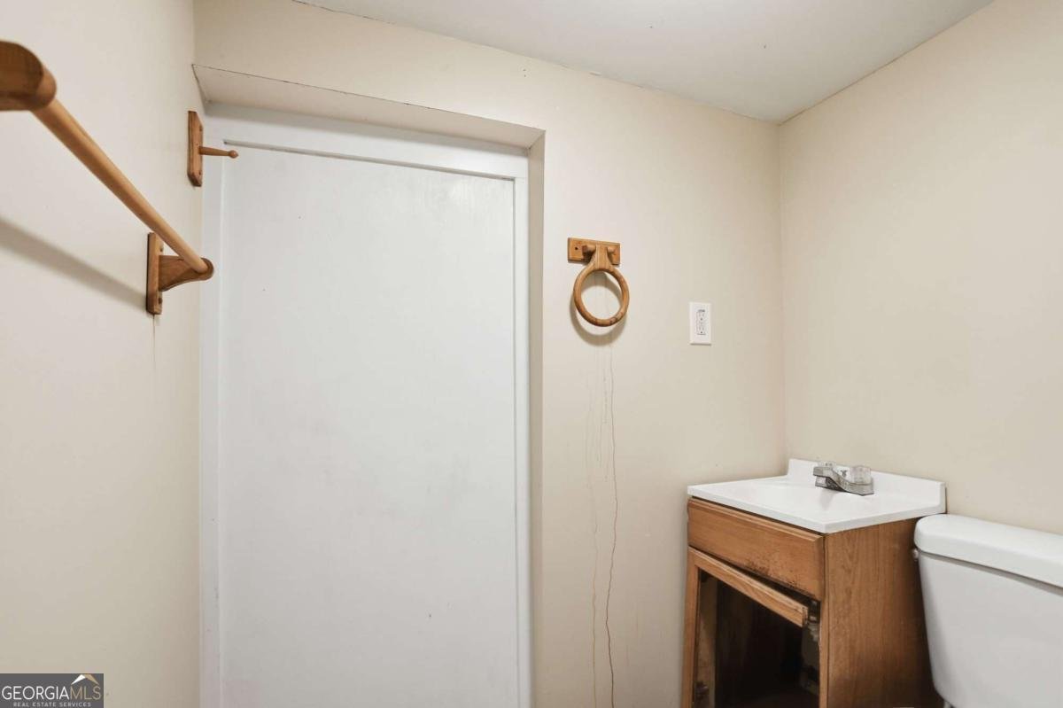 682 Steve Drive Atlanta - 16