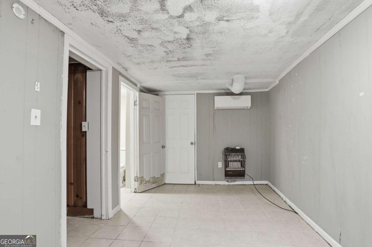 682 Steve Drive Atlanta - 19