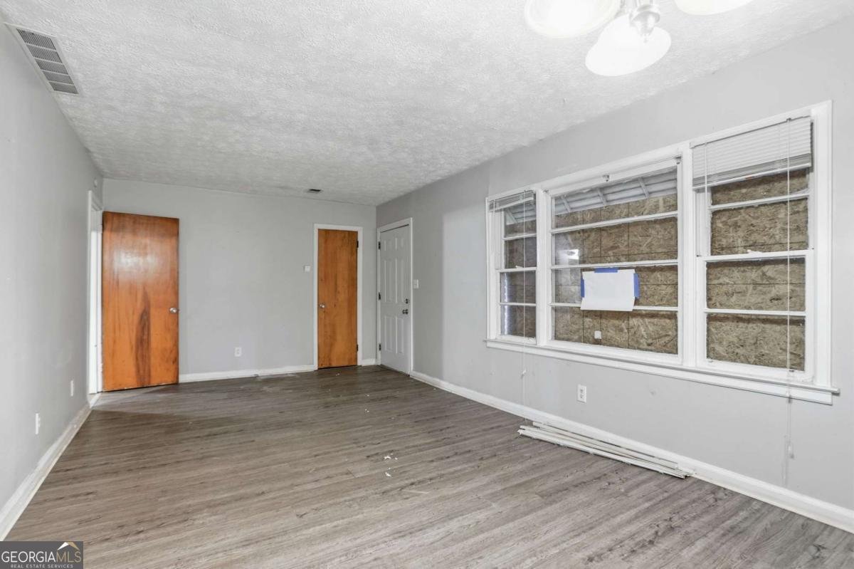 682 Steve Drive Atlanta - 8