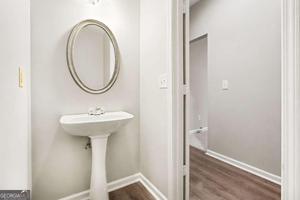 4333 Savannah Lane Atlanta - 43