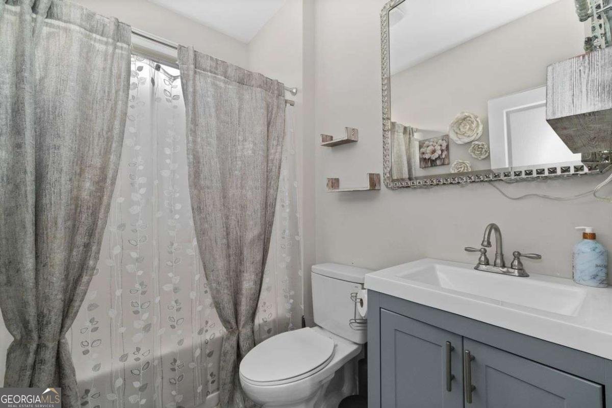 515 LAKESIDE View Fairburn - 11