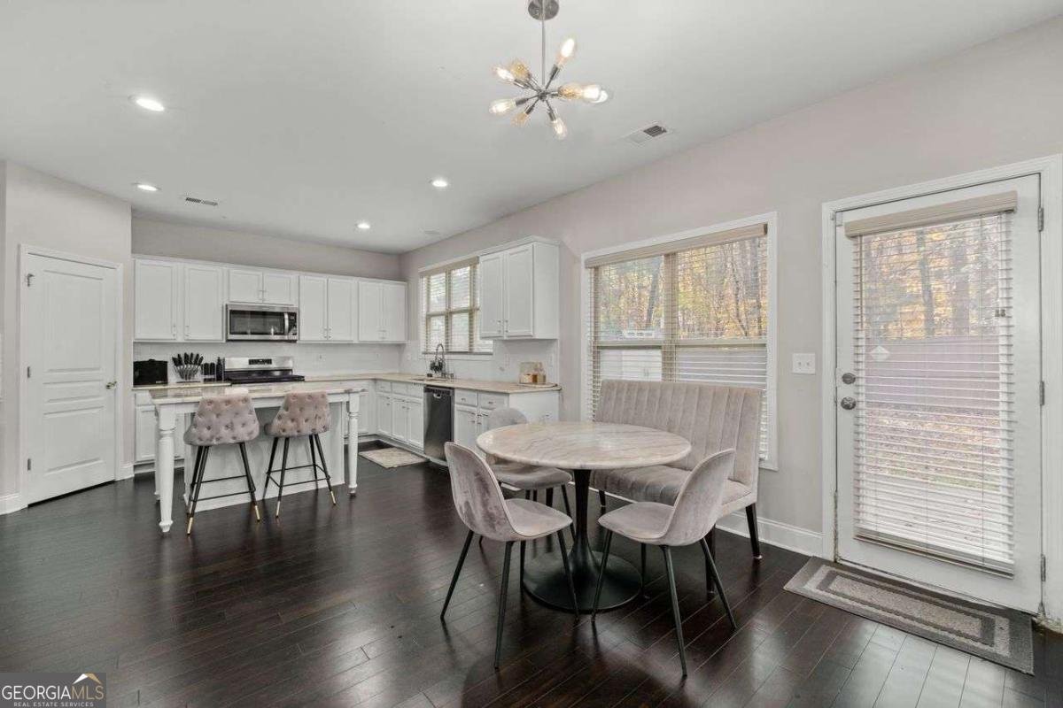 515 LAKESIDE View Fairburn - 17