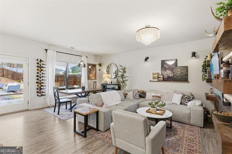 11 WILLOWRUN Rome - 10