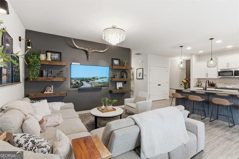 11 WILLOWRUN Rome - 12