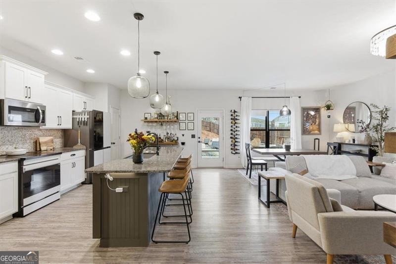 11 WILLOWRUN Rome - 9