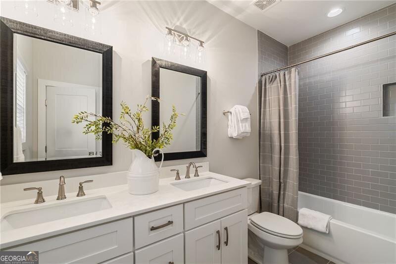 2420 Wanda Woods Road Cumming - 38