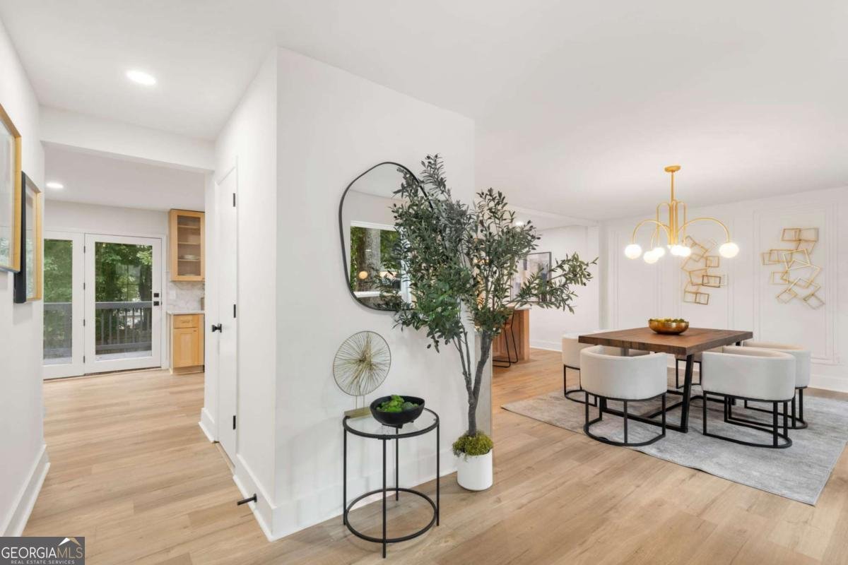 1448 Heritage Glen Drive Marietta - 6