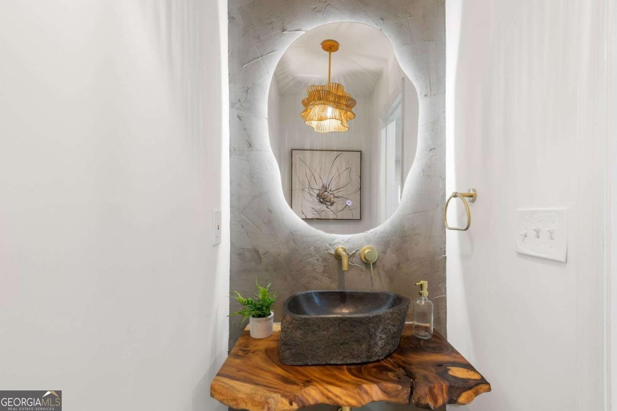 1448 Heritage Glen Drive Marietta - 9