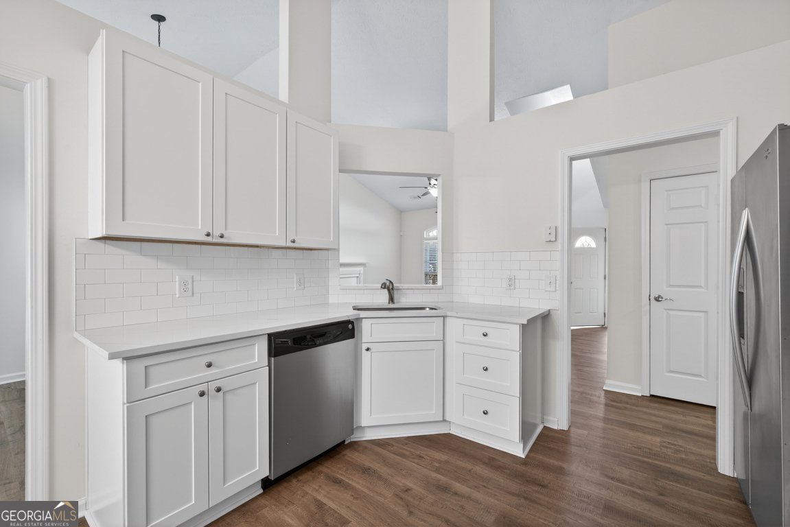 498 Cedar Ridge Drive Winder - 16