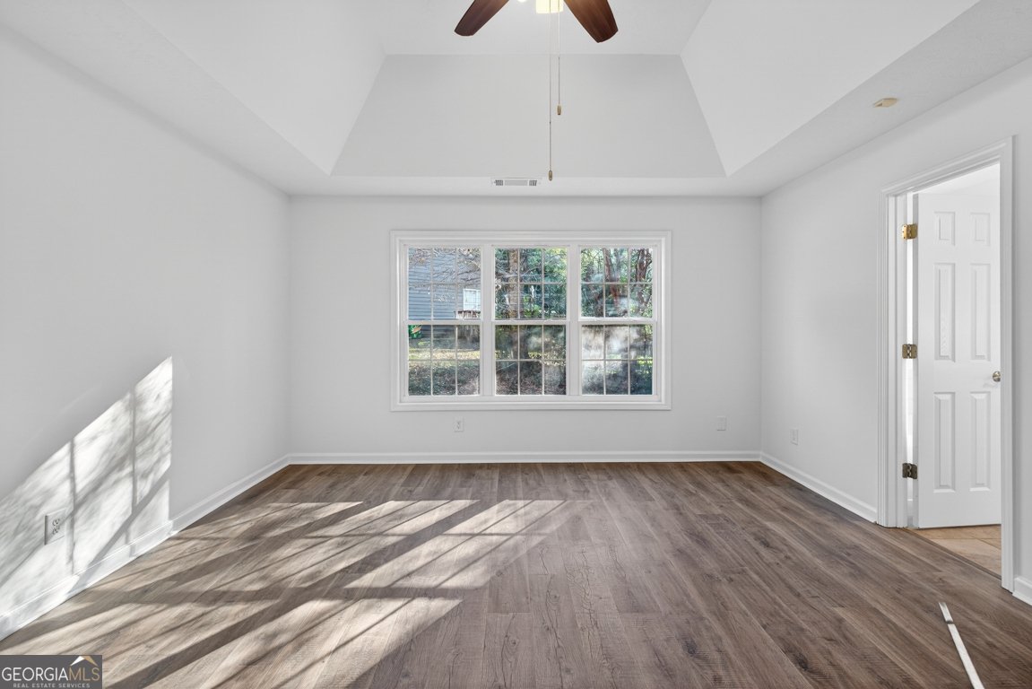 498 Cedar Ridge Drive Winder - 24