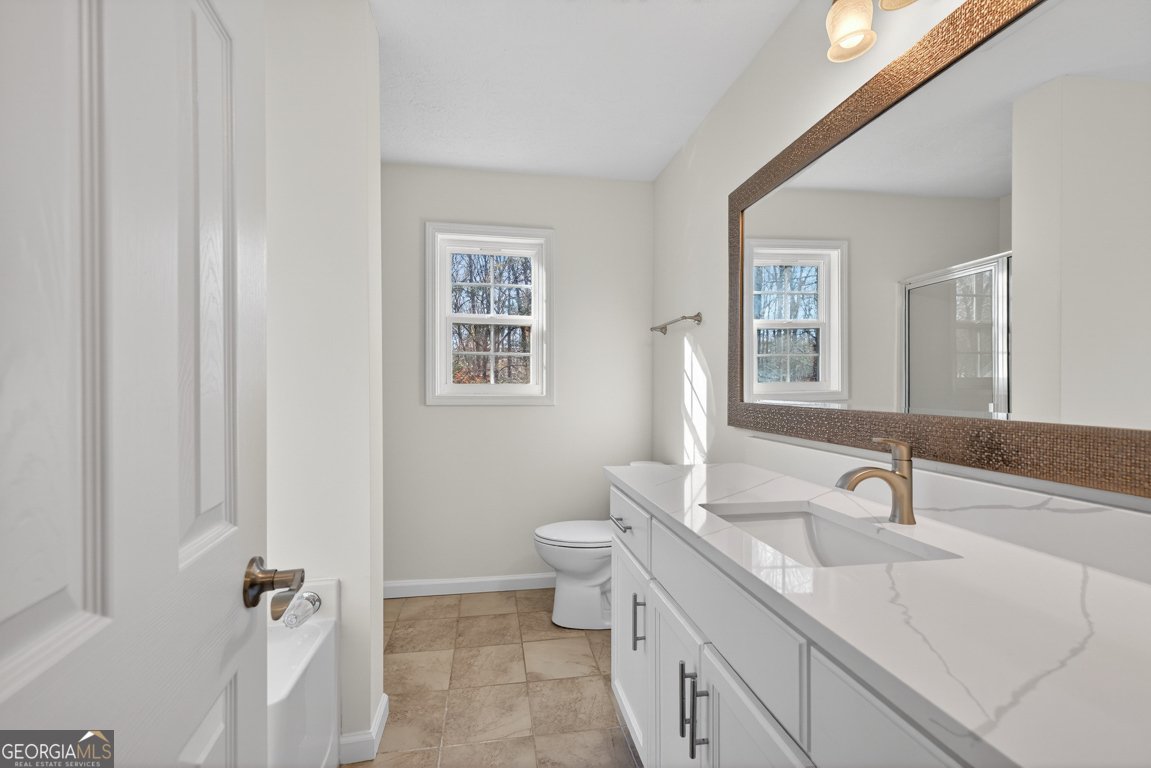 498 Cedar Ridge Drive Winder - 27