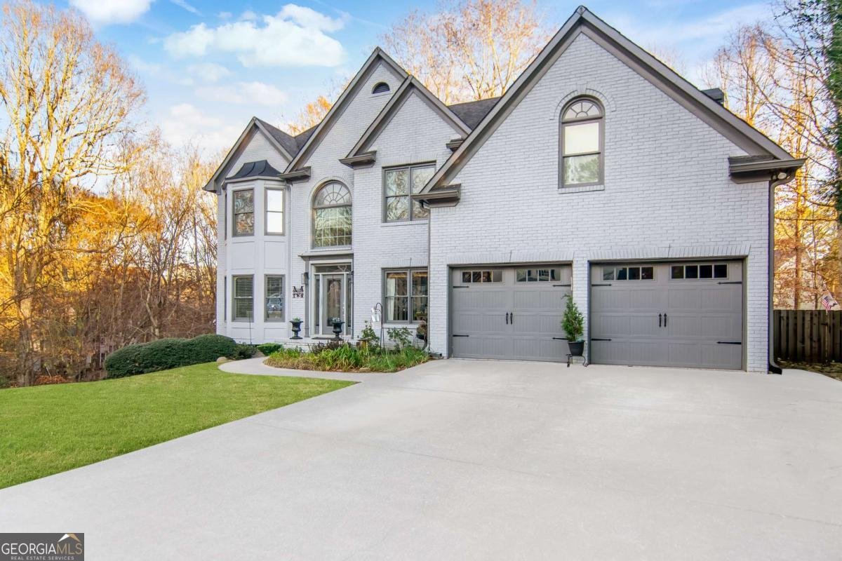 702 Greenway Trace Woodstock - 2