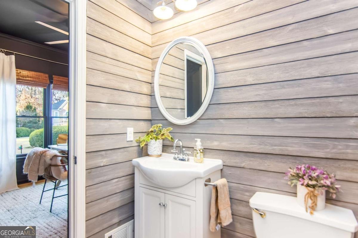 702 Greenway Trace Woodstock - 46