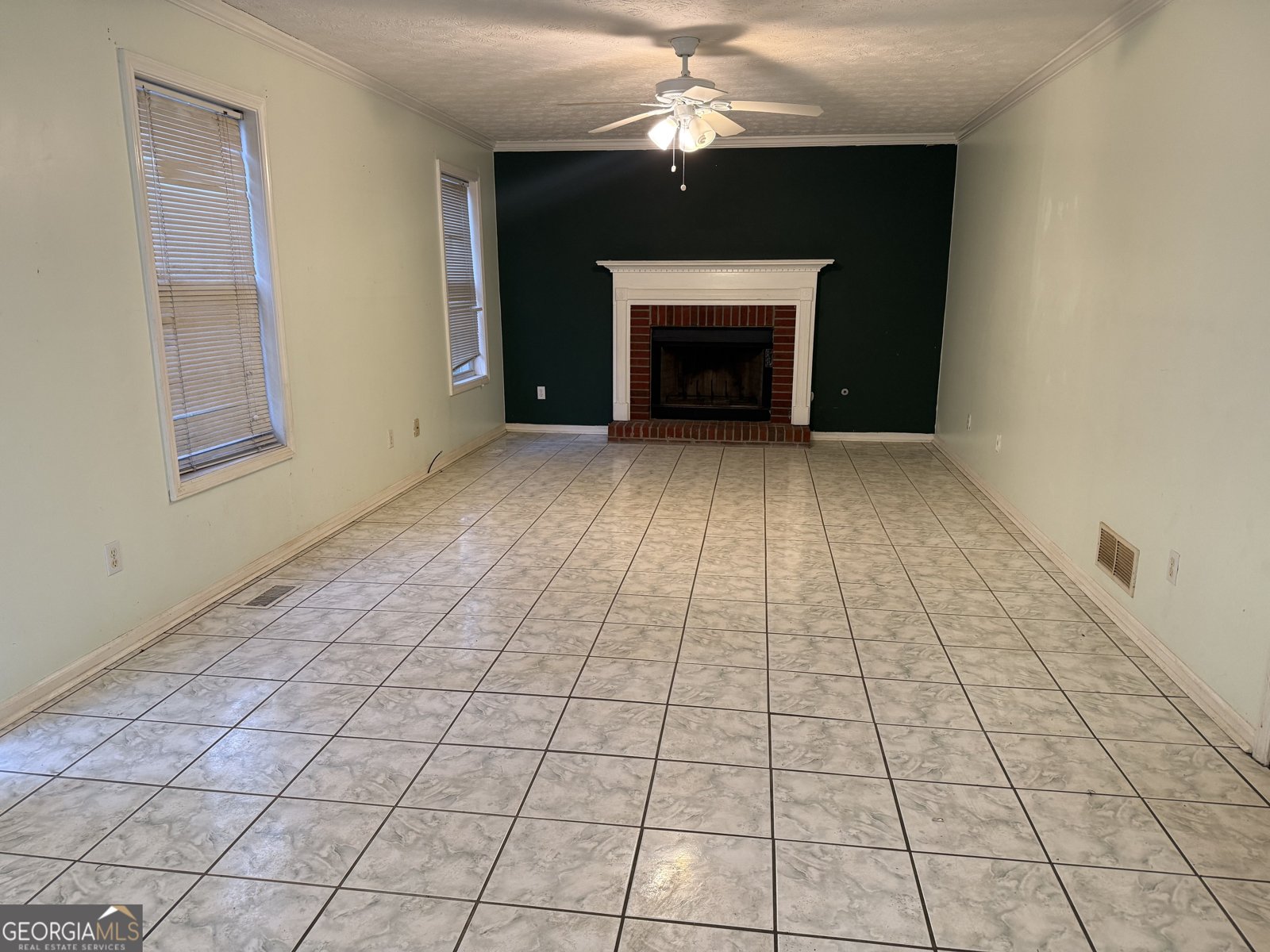 1716 Inlet Cove Court Snellville - 4