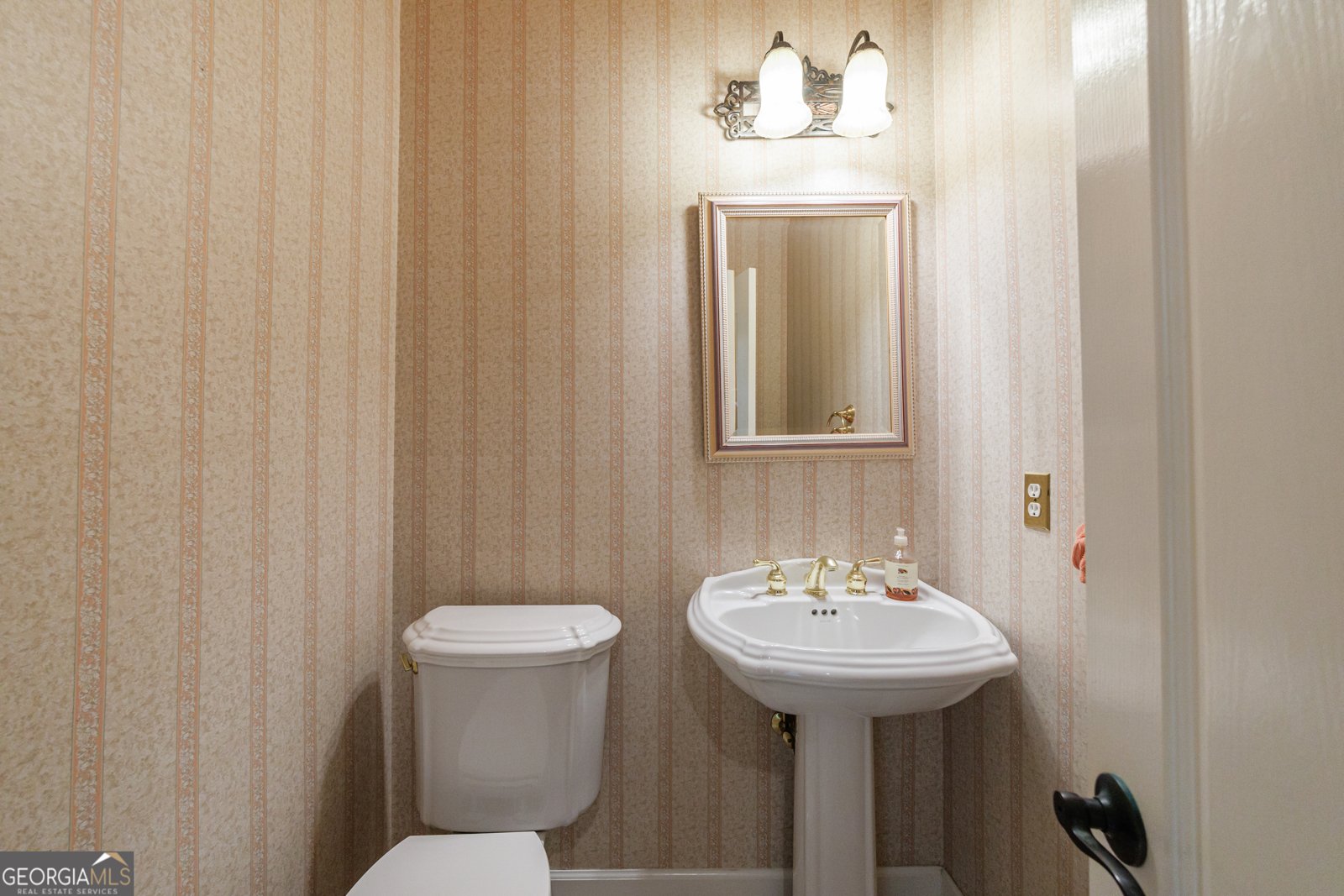 1002 Iron Mountain Road Canton - 44