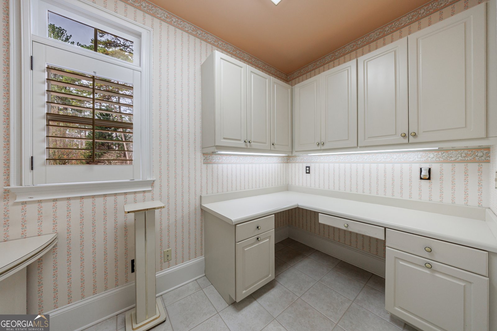 1002 Iron Mountain Road Canton - 46