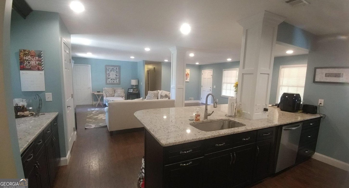 649 Crest Drive Lawrenceville - 5