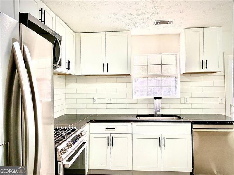 1533 INVERNESS Stone Mountain - 7