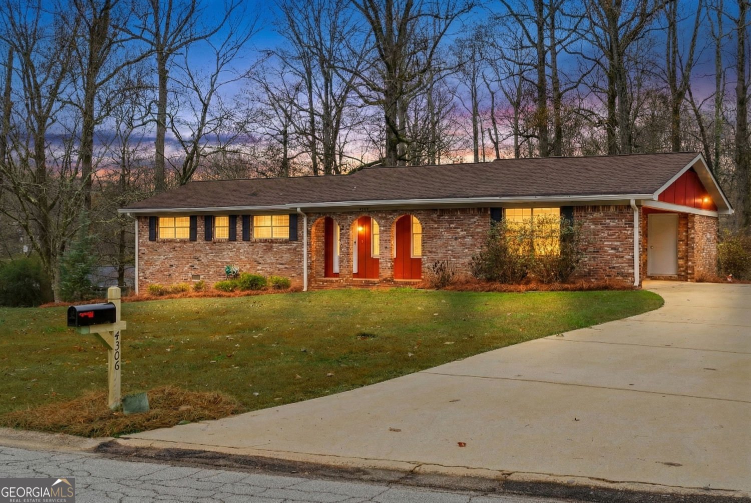 4306 Dawning Lane Douglasville - 3