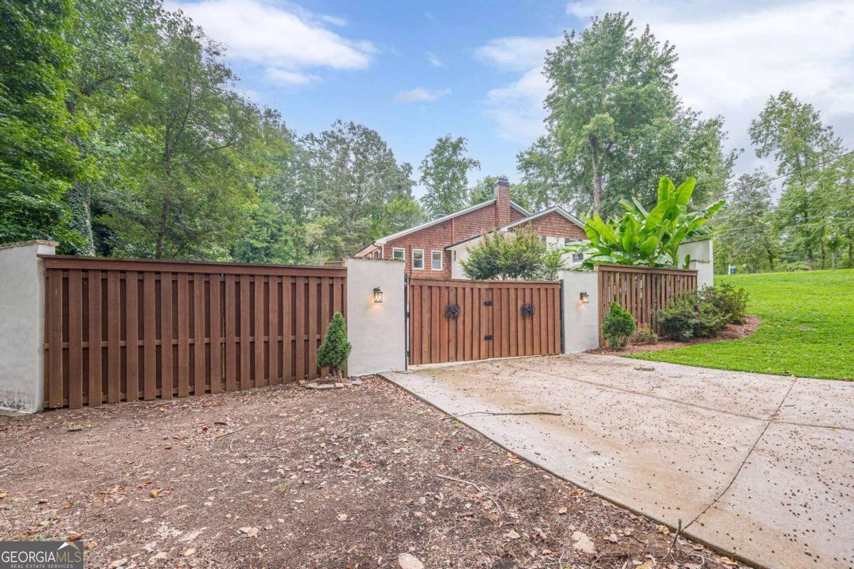 2697 Cherokee Lane Woodstock - 30