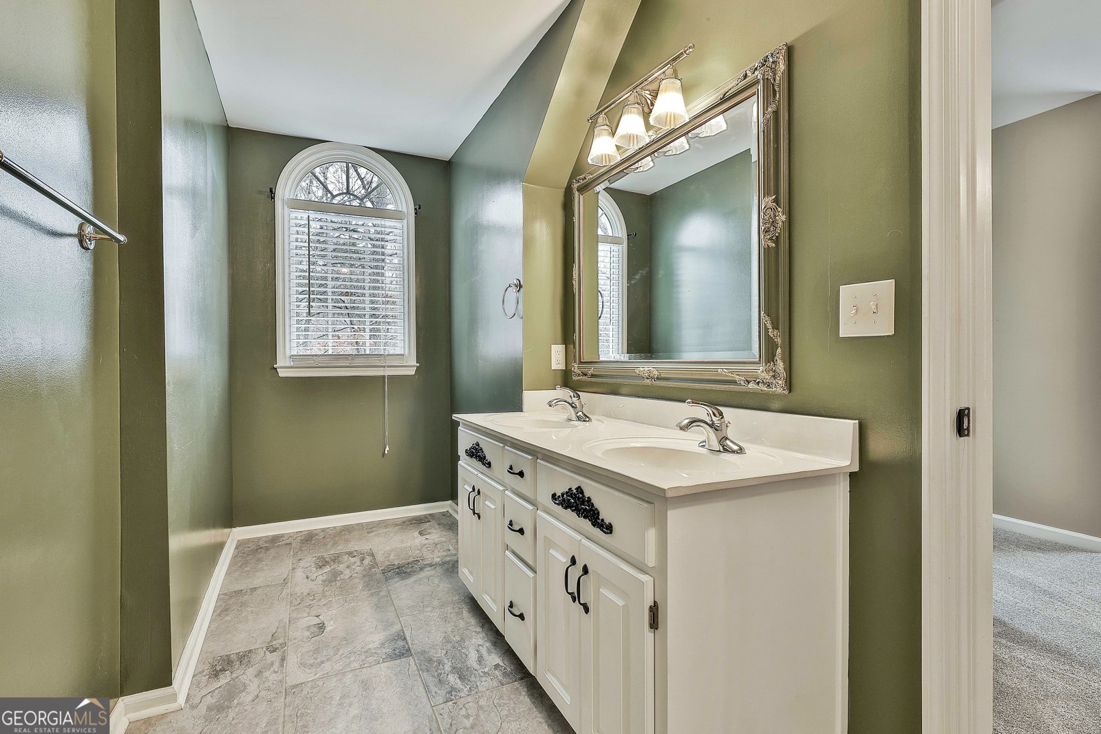 102 Canterbury Drive Lagrange - 41