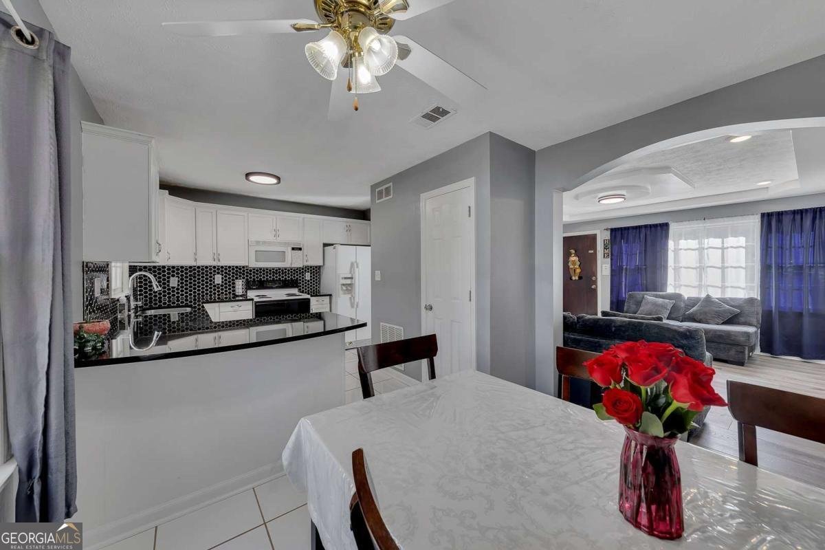 4385 Donegal Circle Lithia Springs - 11