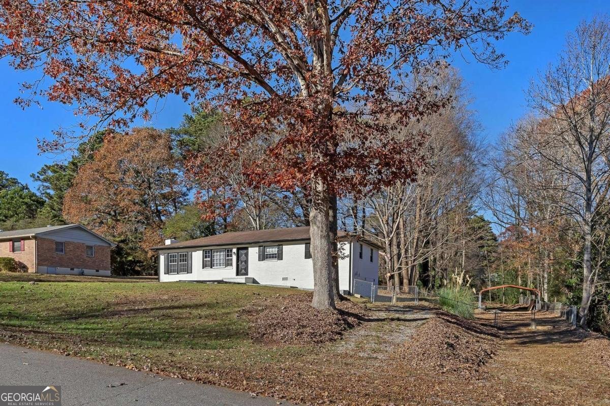 4385 Donegal Circle Lithia Springs - 4