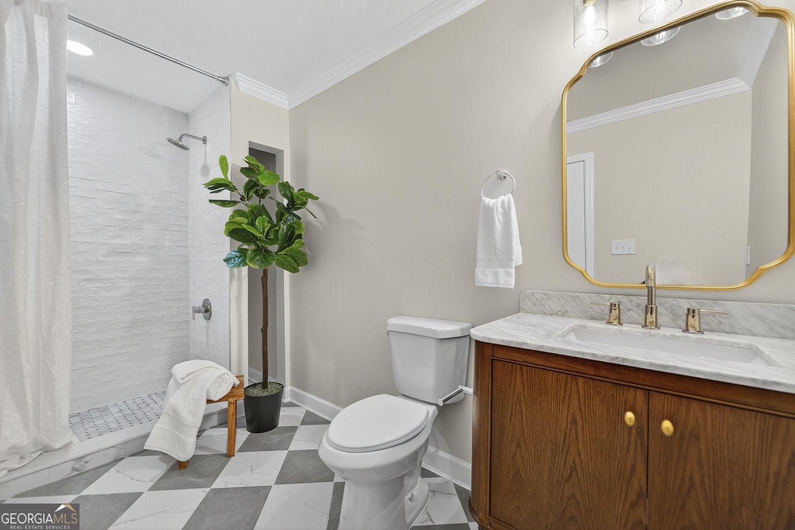 8294 Shelley Trail Macon - 66