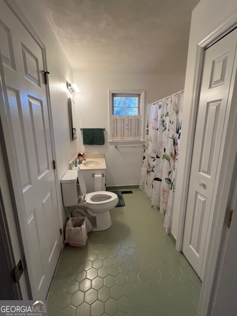 107 Roundcrest Drive Thomasville - 14