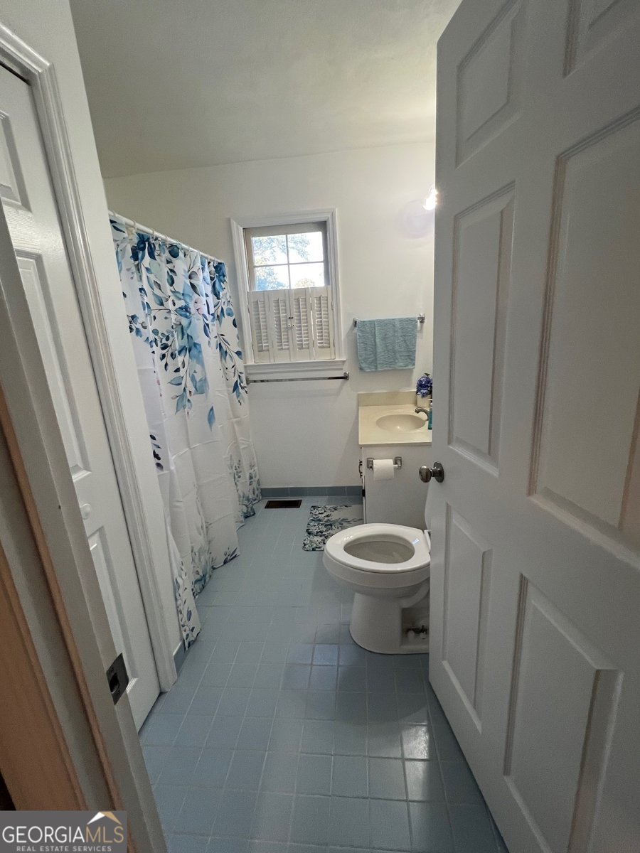 107 Roundcrest Drive Thomasville - 18