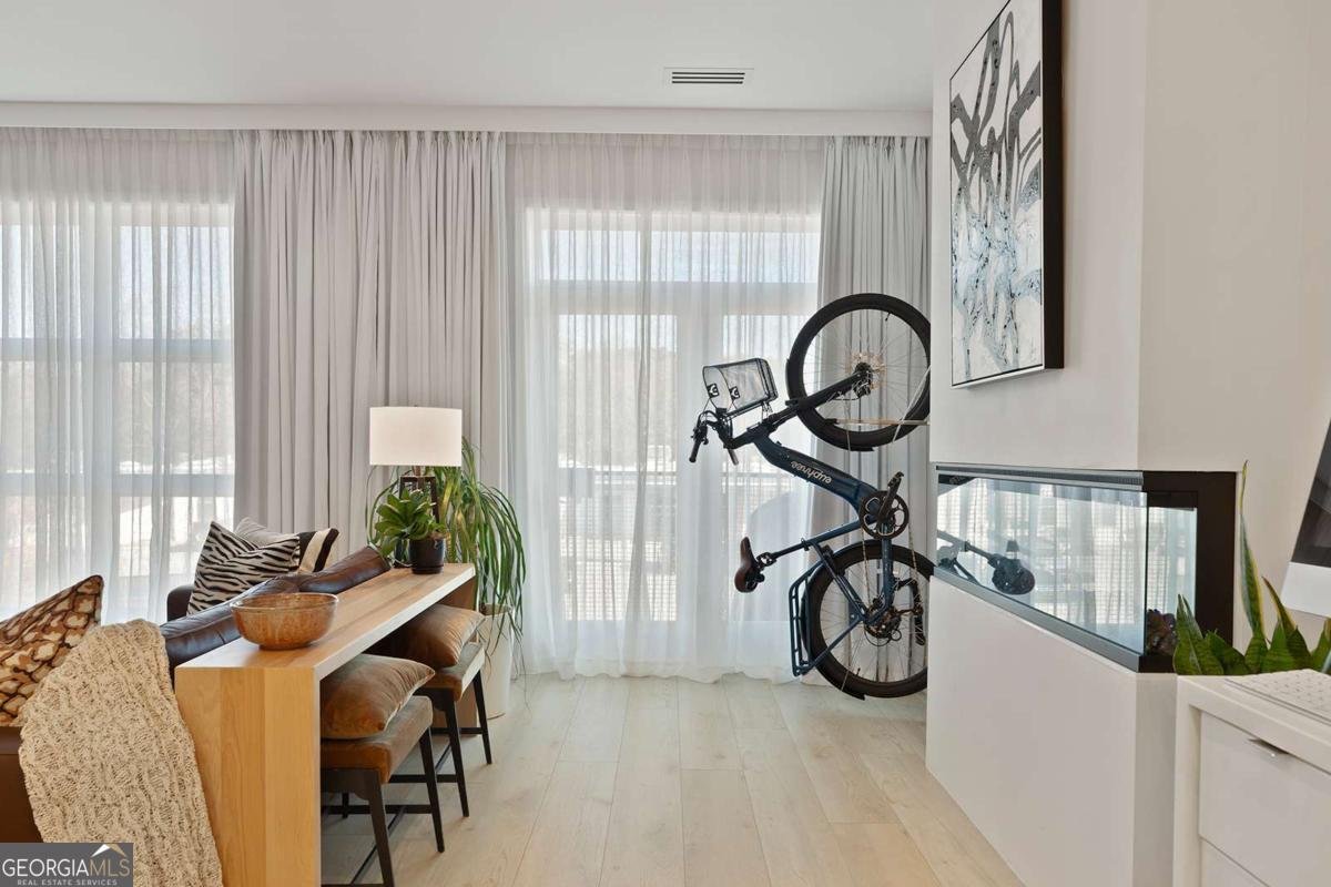 560 Dutch Valley Road NE - 2313 Atlanta - 7