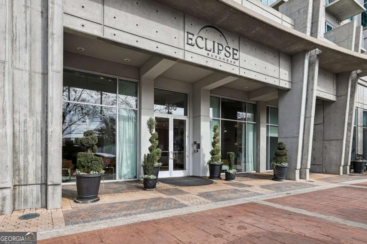 250 Pharr Road Atlanta - 18