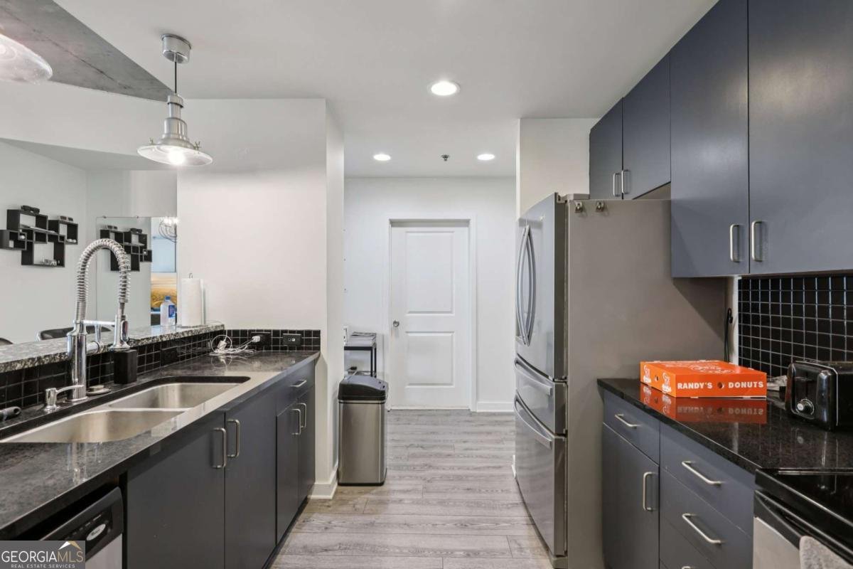 250 Pharr Road Atlanta - 4