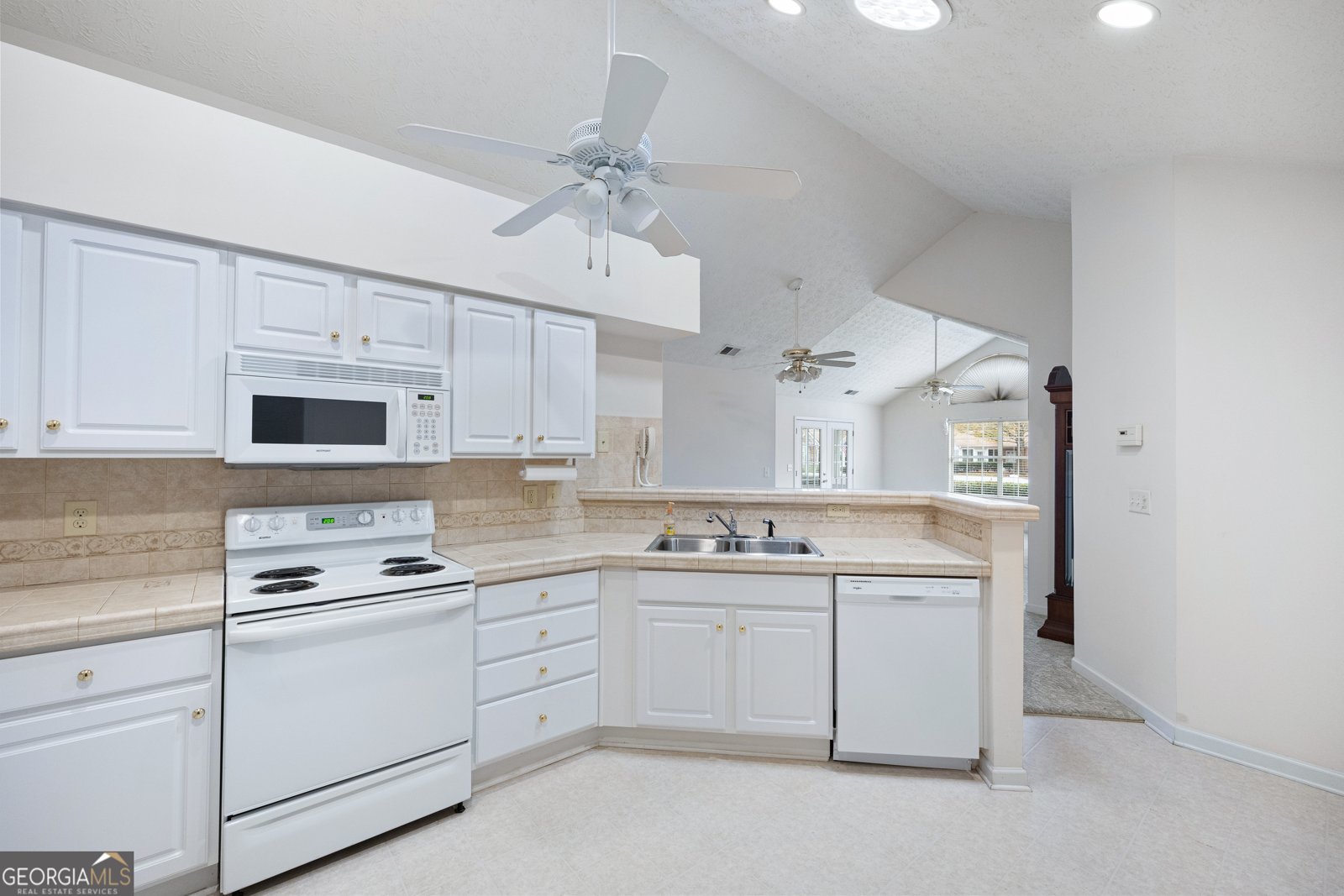 3735 VINEYARDS LAKE Kennesaw - 16